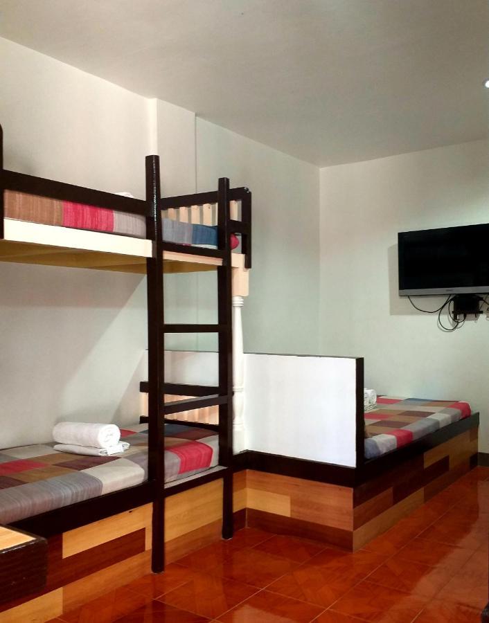 Park Vil-La Apartelle Quezon City Exteriér fotografie