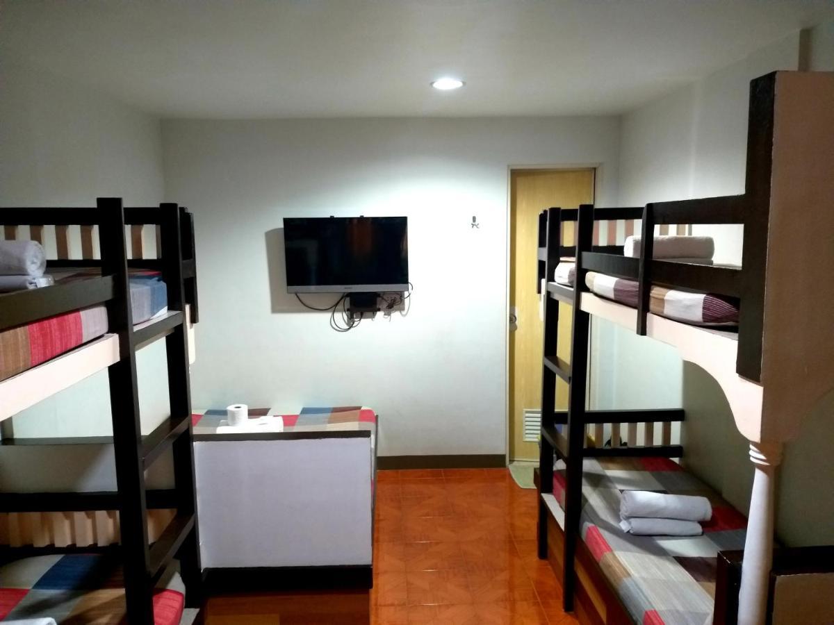 Park Vil-La Apartelle Quezon City Exteriér fotografie